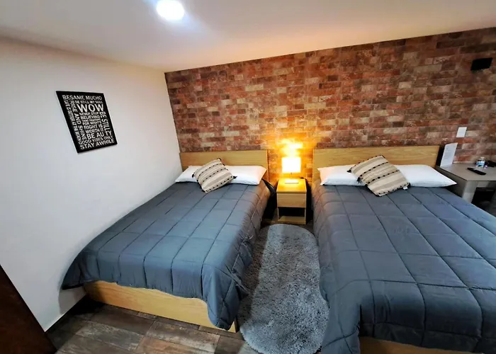R05 Double At Itesm Cem Full Services, Shared-kitchen, Fridge ,laundry, Smart Tv, Parking, Balcony Apartment Mexico City